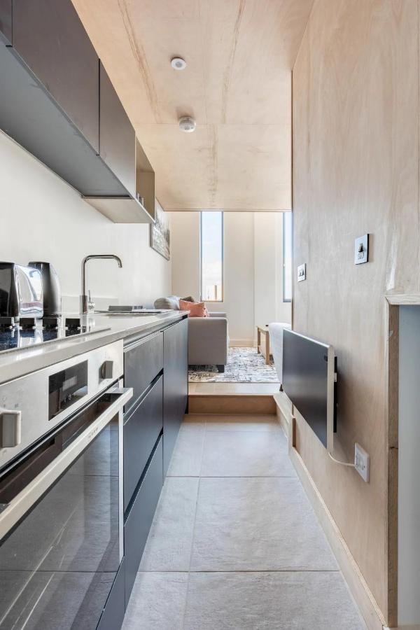 Two Bedrooms Exquisite En-Suite Apartment Deansgate Manchester Exterior photo
