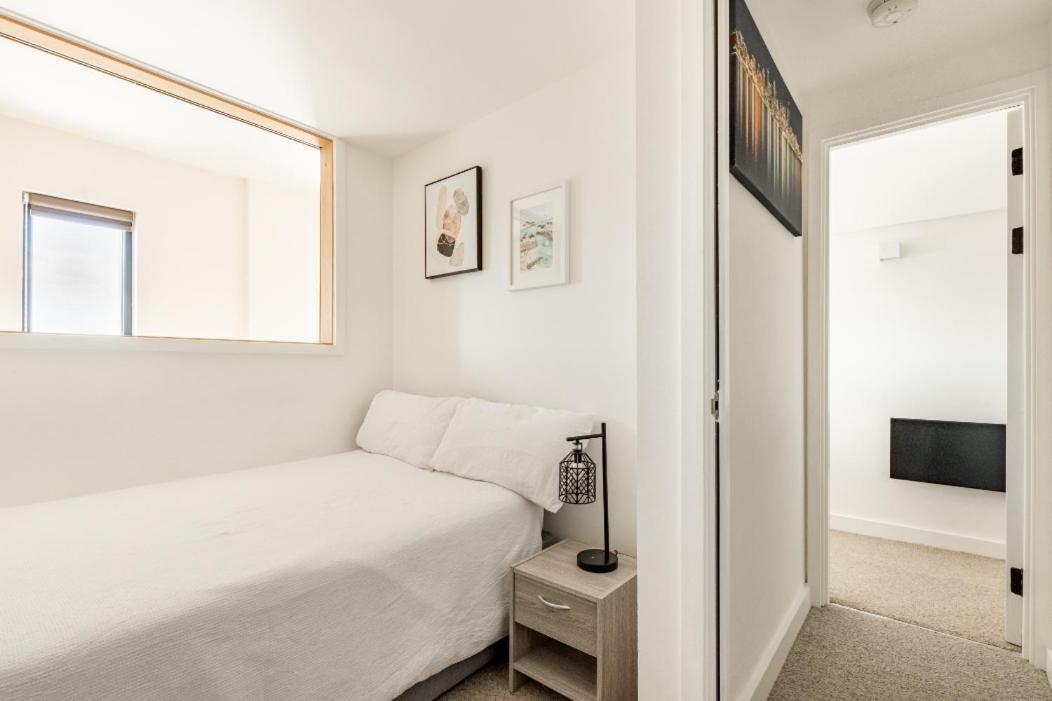 Two Bedrooms Exquisite En-Suite Apartment Deansgate Manchester Exterior photo